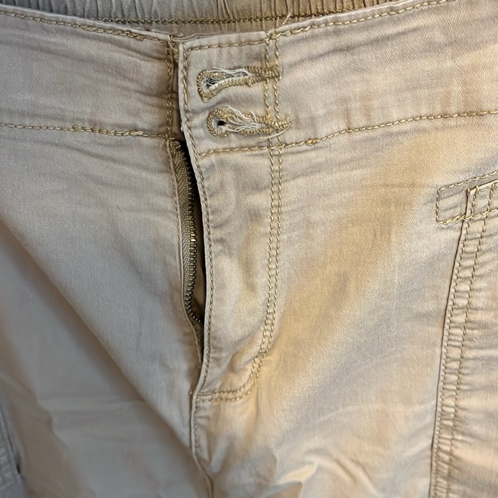 Pants! - Picture 3 of 6